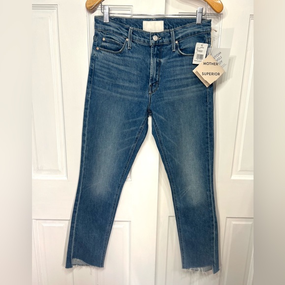 🆕MOTHER 👵The Mid Rise Dazzler Ankle Step Fray in Something To Remember Sz 28 - Picture 7 of 16